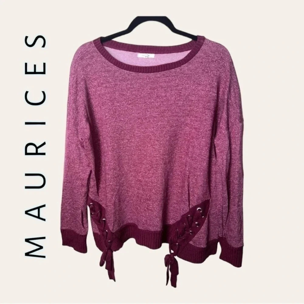 0245. MAURICES MAROON‎ SWEATER SIZE X-LARGE TIES ON SIDES
